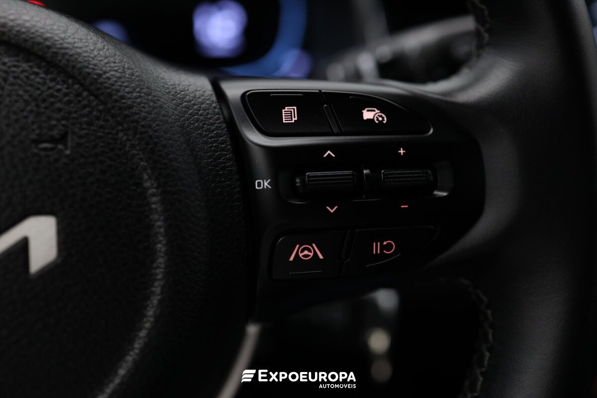 kia-stonic-2025-gasolina-998cc