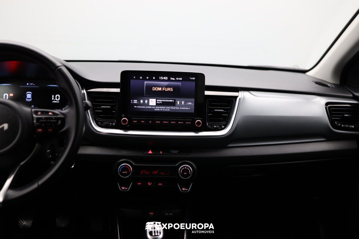 kia-stonic-2025-gasolina-998cc