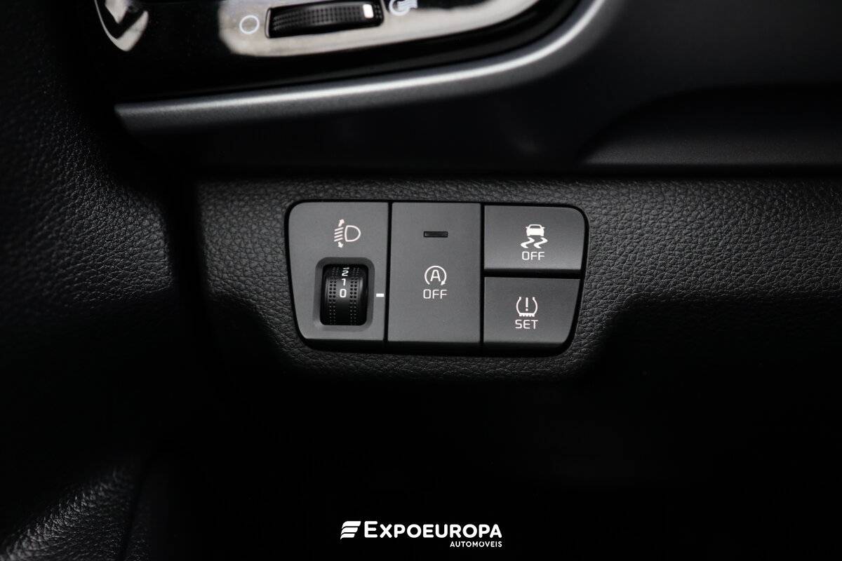 kia-stonic-2025-gasolina-998cc