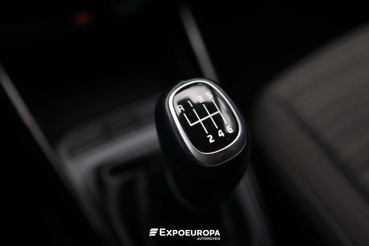 kia-stonic-2025-gasolina-998cc