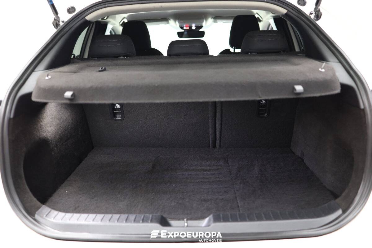 mazda-cx-30-2022-hibrido-a-gasolina-1998cc