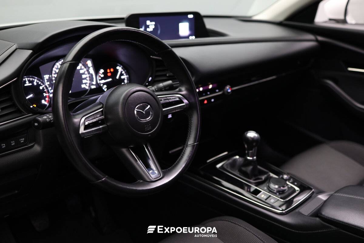 mazda-cx-30-2022-hibrido-a-gasolina-1998cc