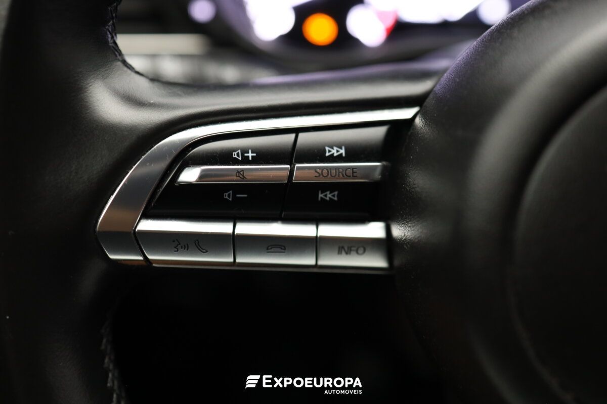 mazda-cx-30-2022-hibrido-a-gasolina-1998cc