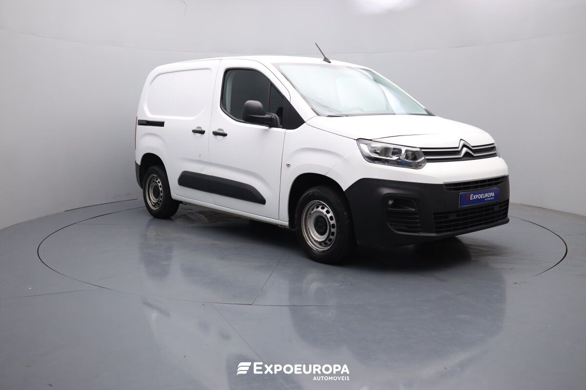 citroen-berlingo-2022-diesel-1499cc