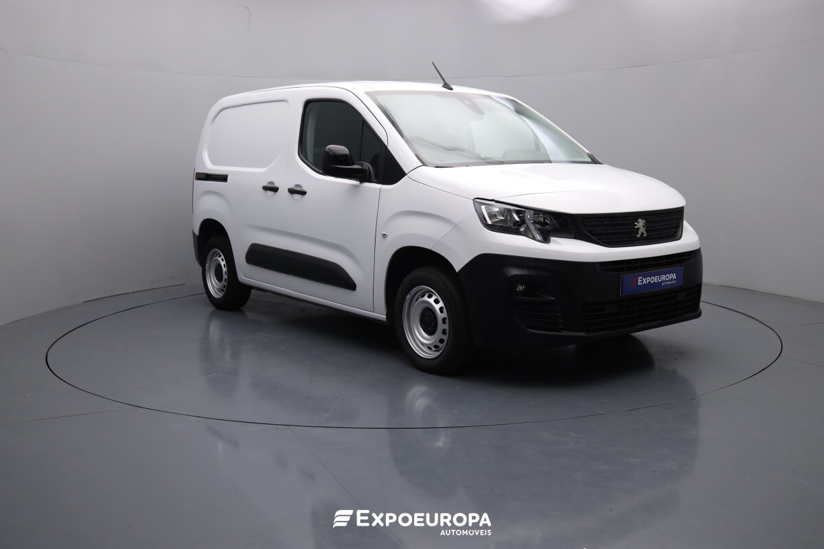 peugeot-partner-2024-diesel-1499cc