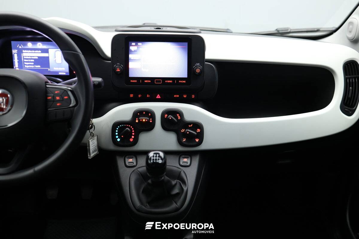 fiat-panda-2025-hibrido-a-gasolina-999cc