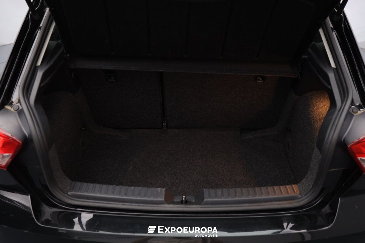 seat-ibiza-2023-gasolina-999cc