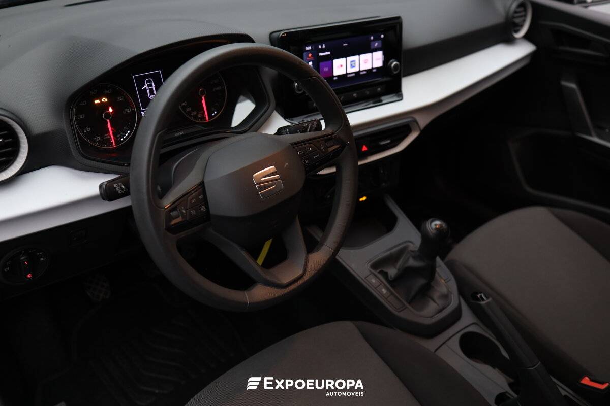 seat-ibiza-2023-gasolina-999cc