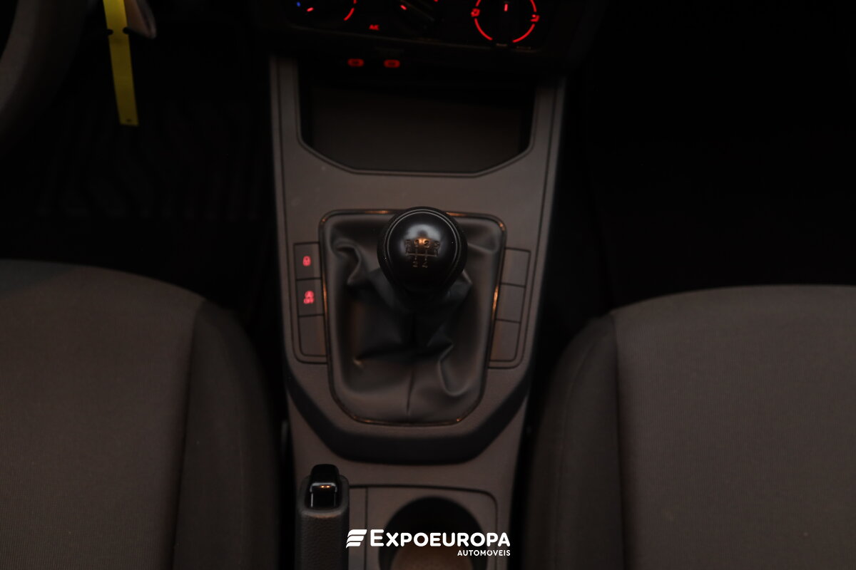 seat-ibiza-2023-gasolina-999cc