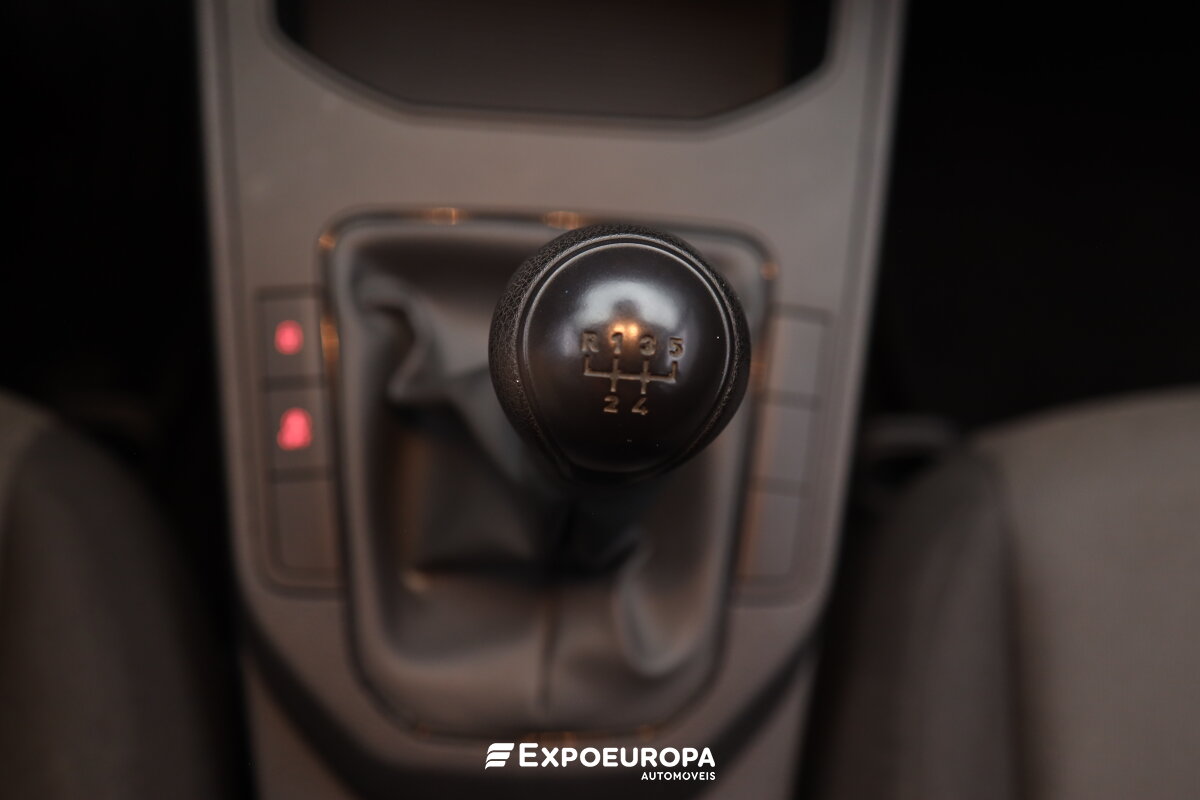 seat-ibiza-2023-gasolina-999cc