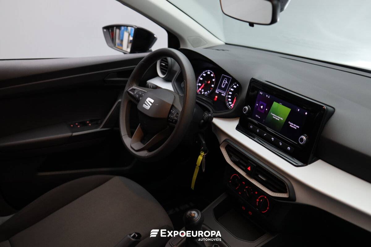 seat-ibiza-2023-gasolina-999cc