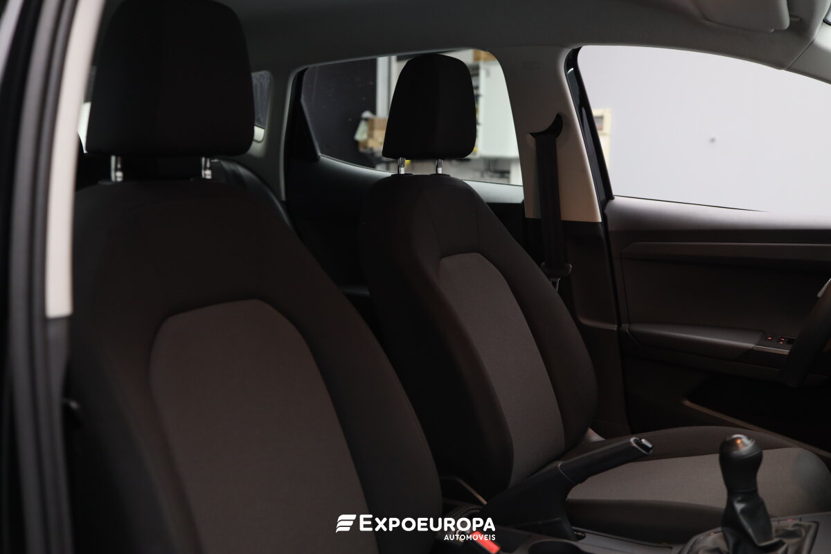 seat-ibiza-2023-gasolina-999cc
