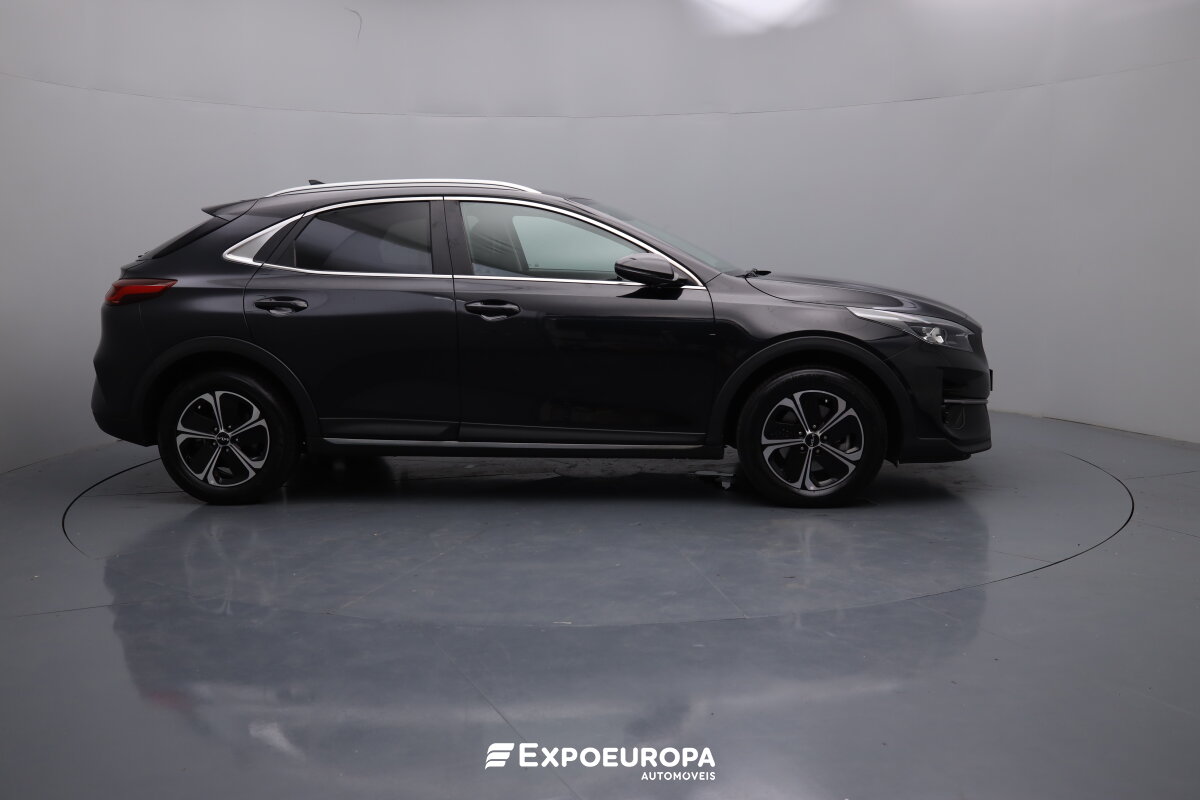 kia-xceed-2022-hibrido-a-gasolina-1580cc