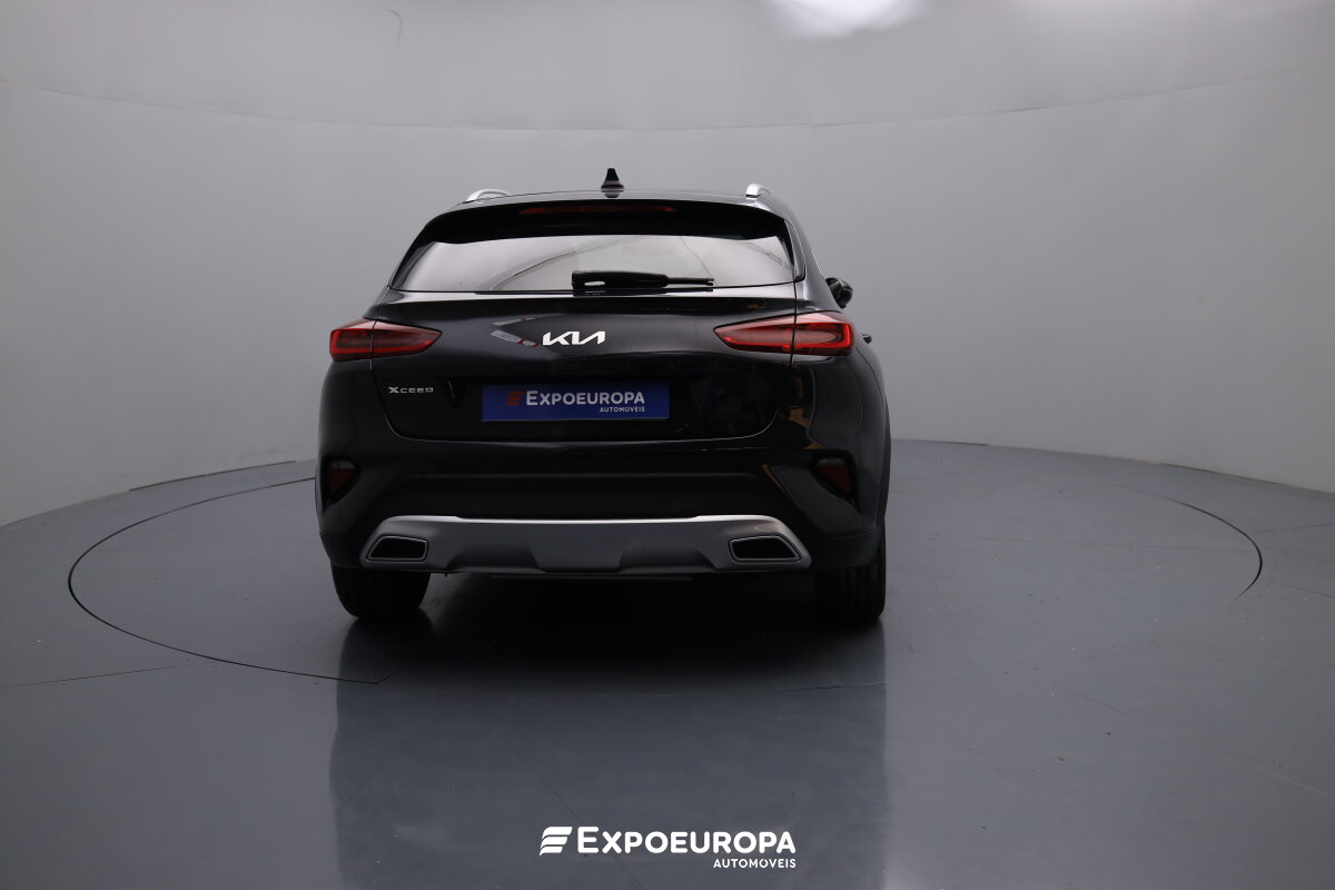 kia-xceed-2022-hibrido-a-gasolina-1580cc