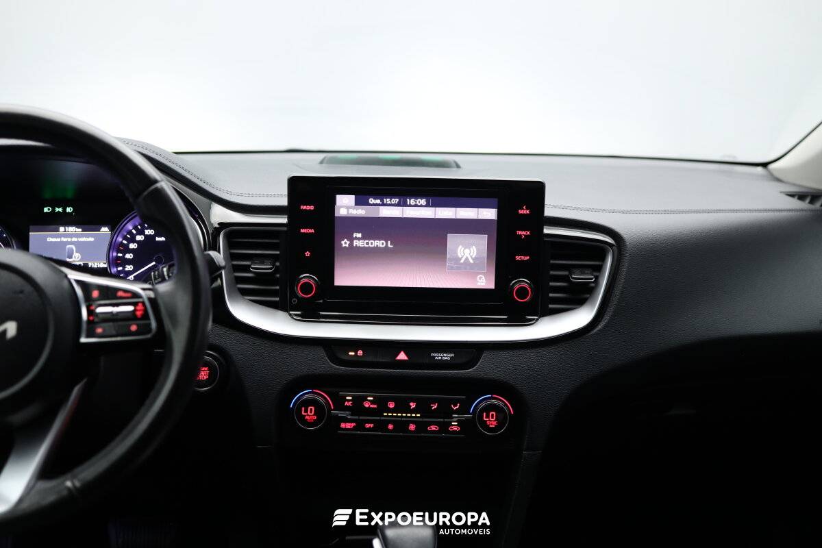 kia-xceed-2022-hibrido-a-gasolina-1580cc