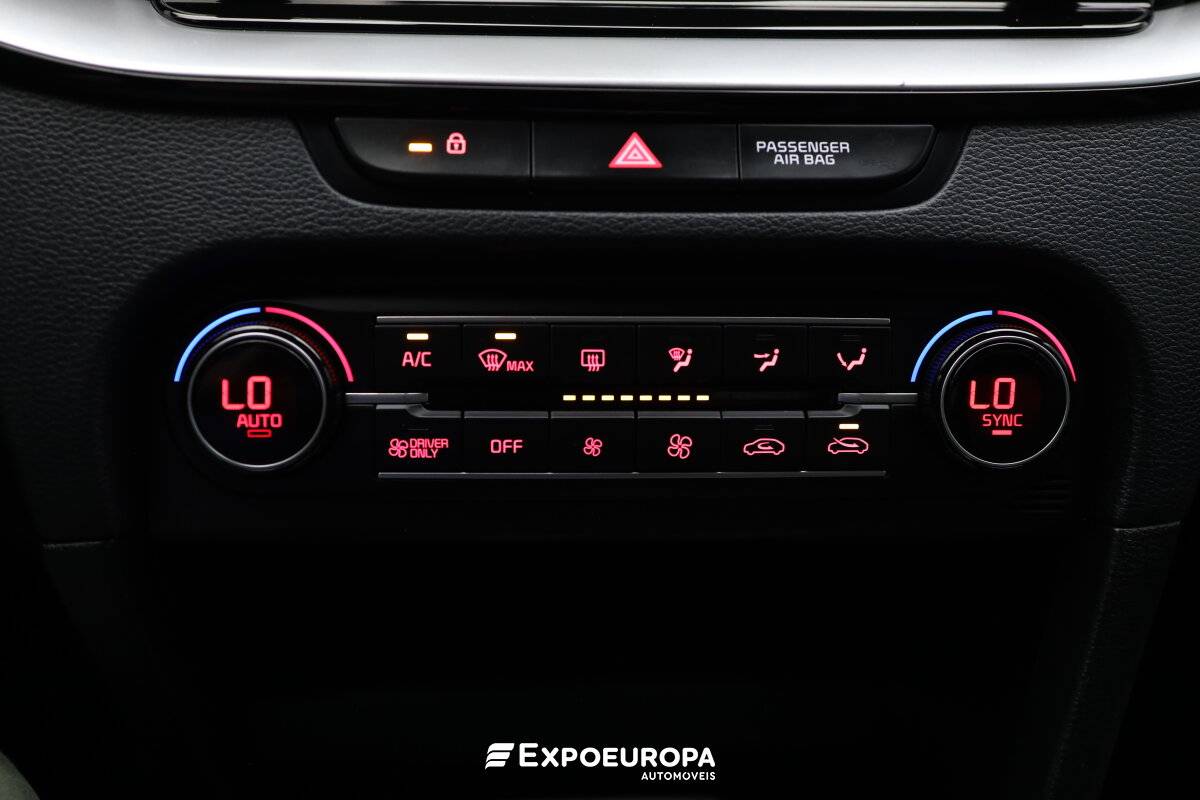 kia-xceed-2022-hibrido-a-gasolina-1580cc