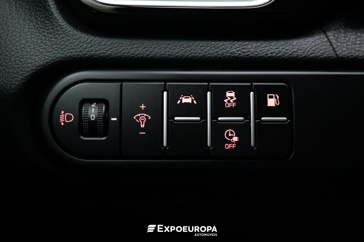 kia-xceed-2022-hibrido-a-gasolina-1580cc