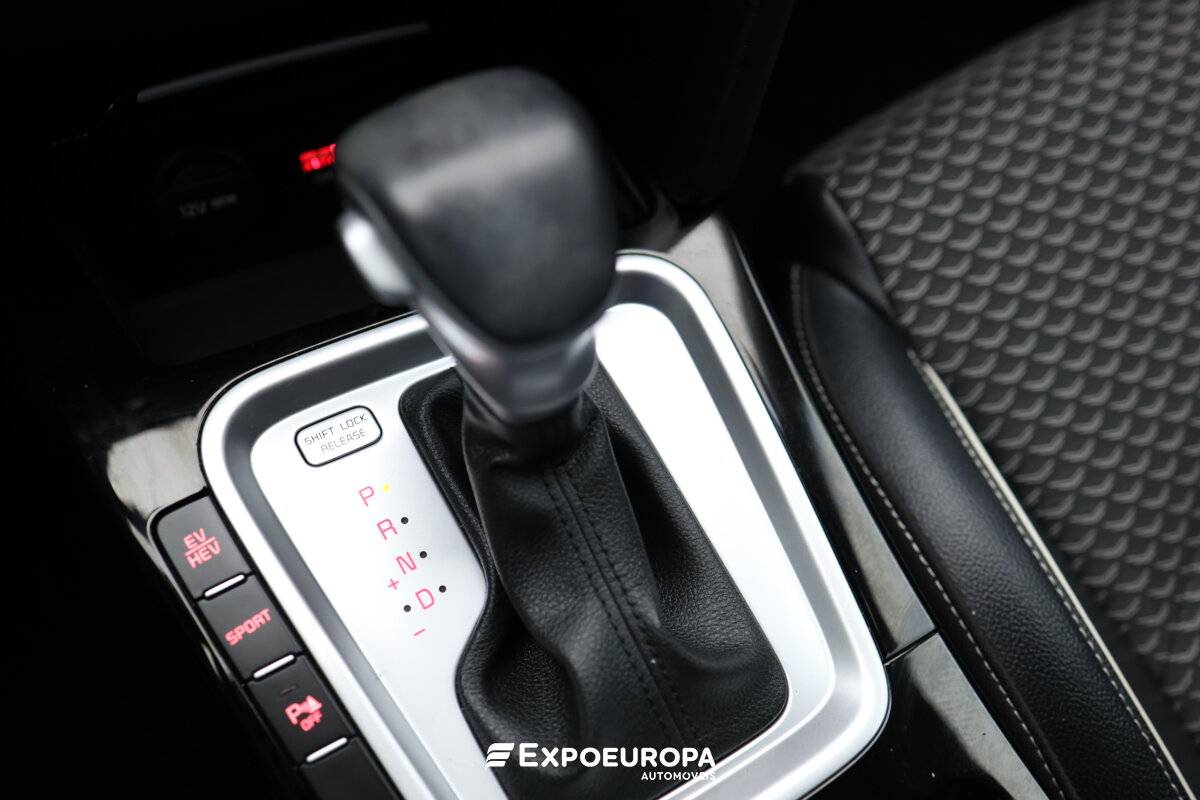 kia-xceed-2022-hibrido-a-gasolina-1580cc
