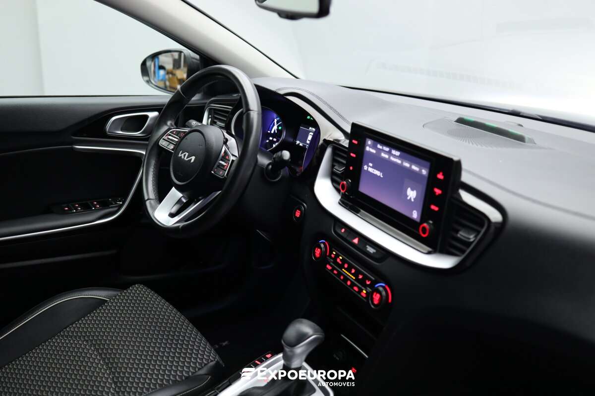 kia-xceed-2022-hibrido-a-gasolina-1580cc