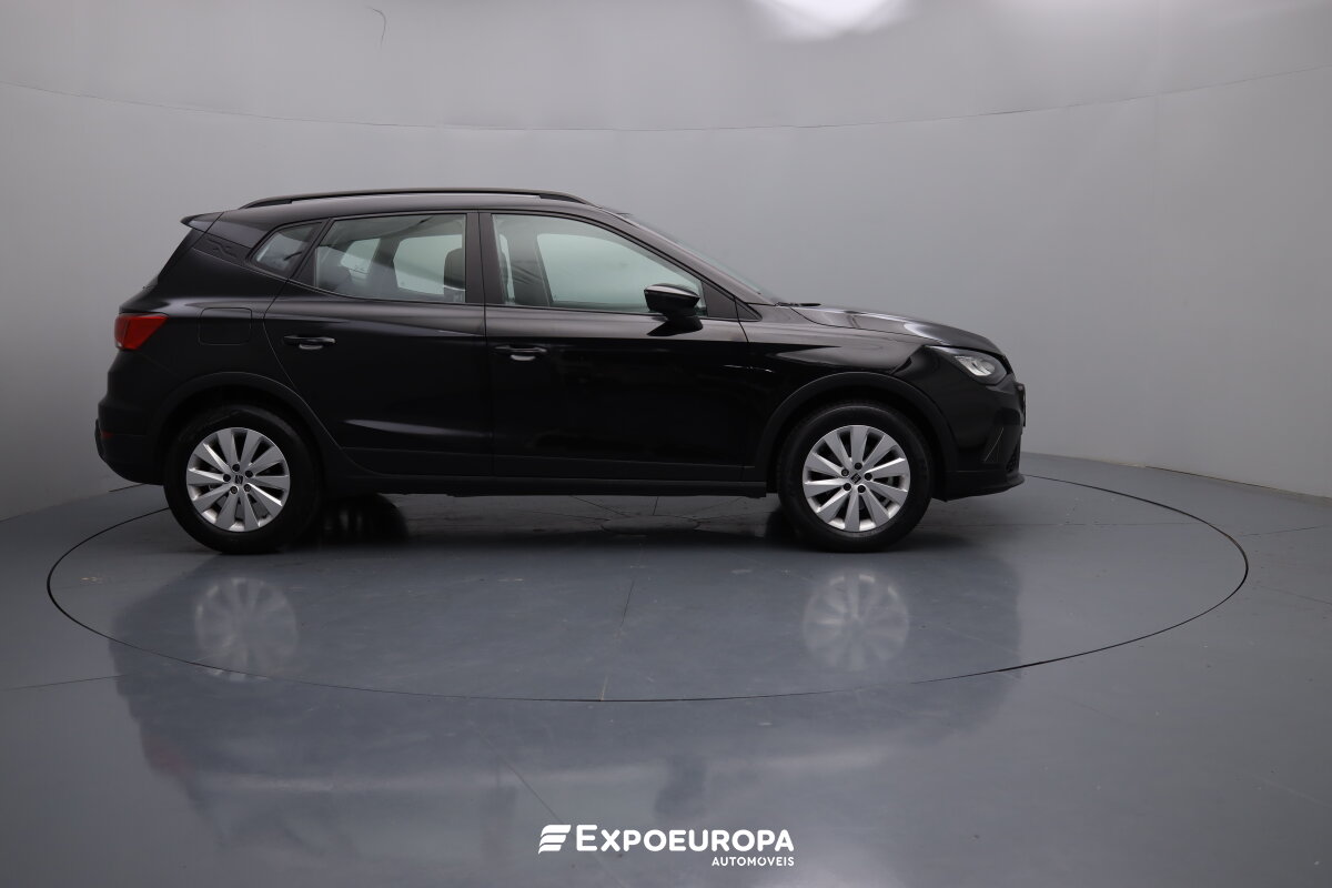 seat-arona-2023-gasolina-999cc