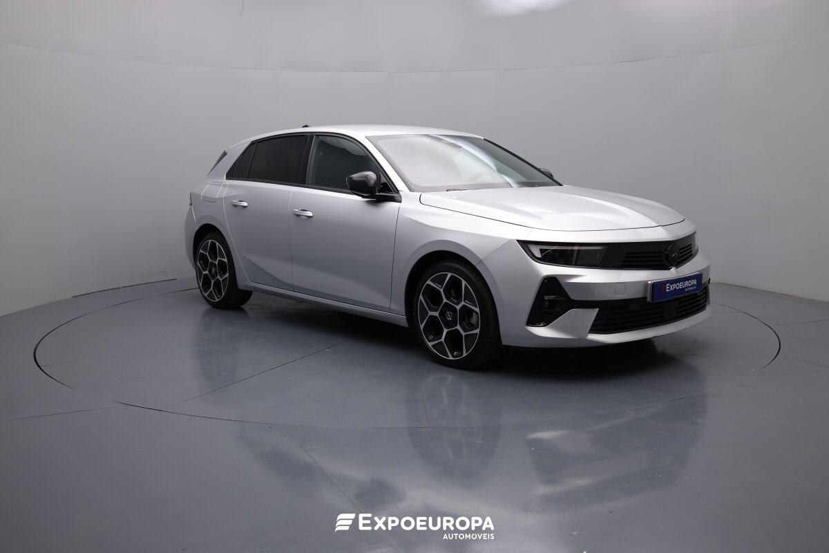 opel-astra-2024-hibrido-a-gasolina-1598cc