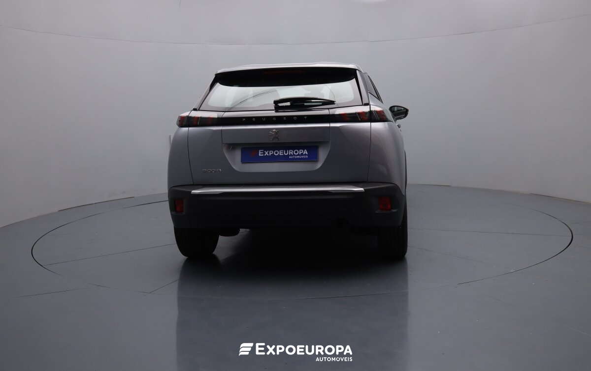 peugeot-2008-2023-gasolina-1199cc
