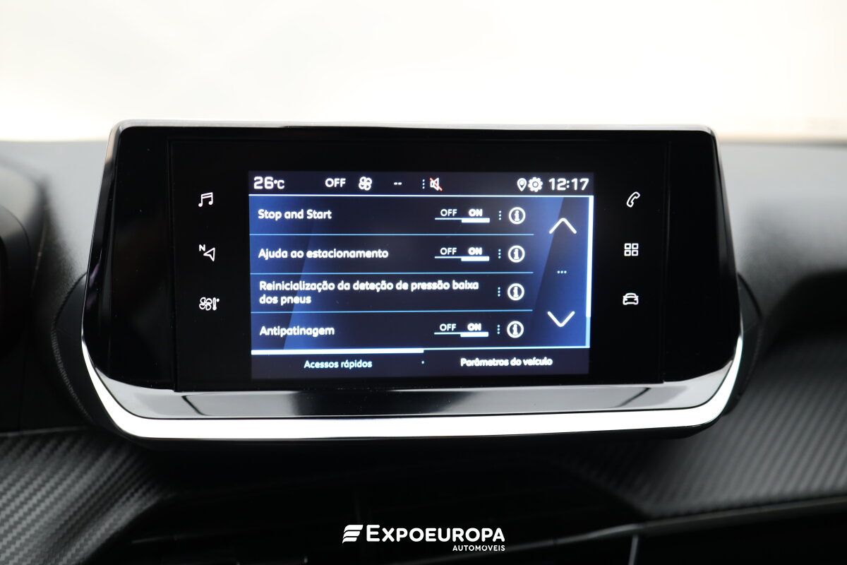 peugeot-2008-2023-gasolina-1199cc