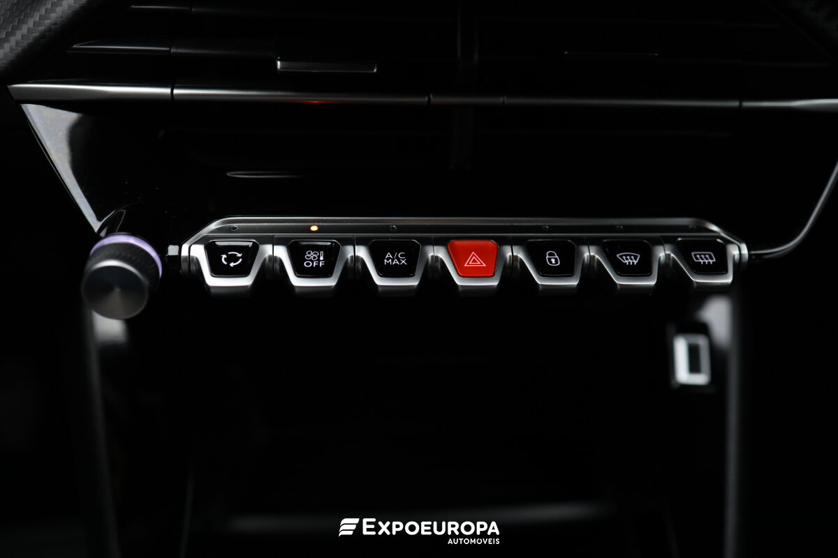 peugeot-2008-2023-gasolina-1199cc