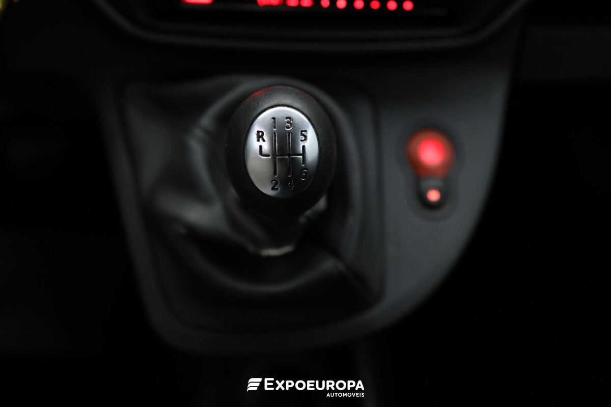 renault-kangoo-2021-diesel-1461cc