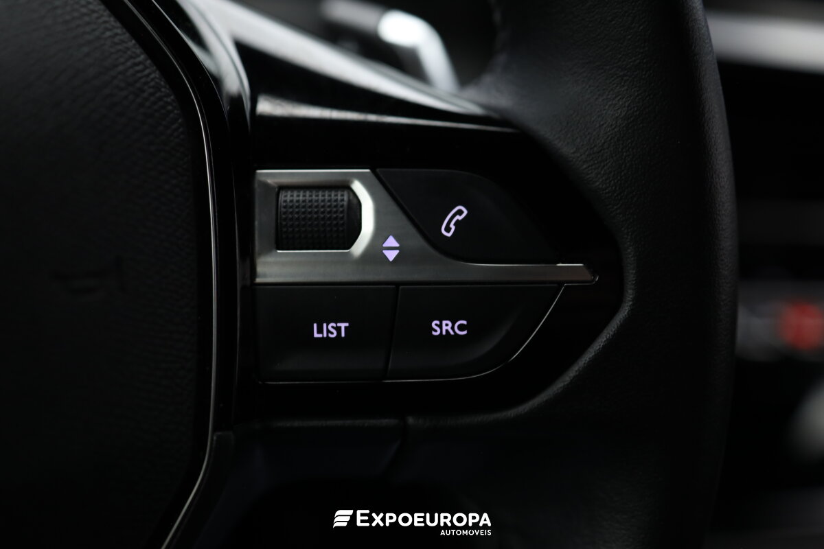 peugeot-2008-2024-gasolina-1199cc
