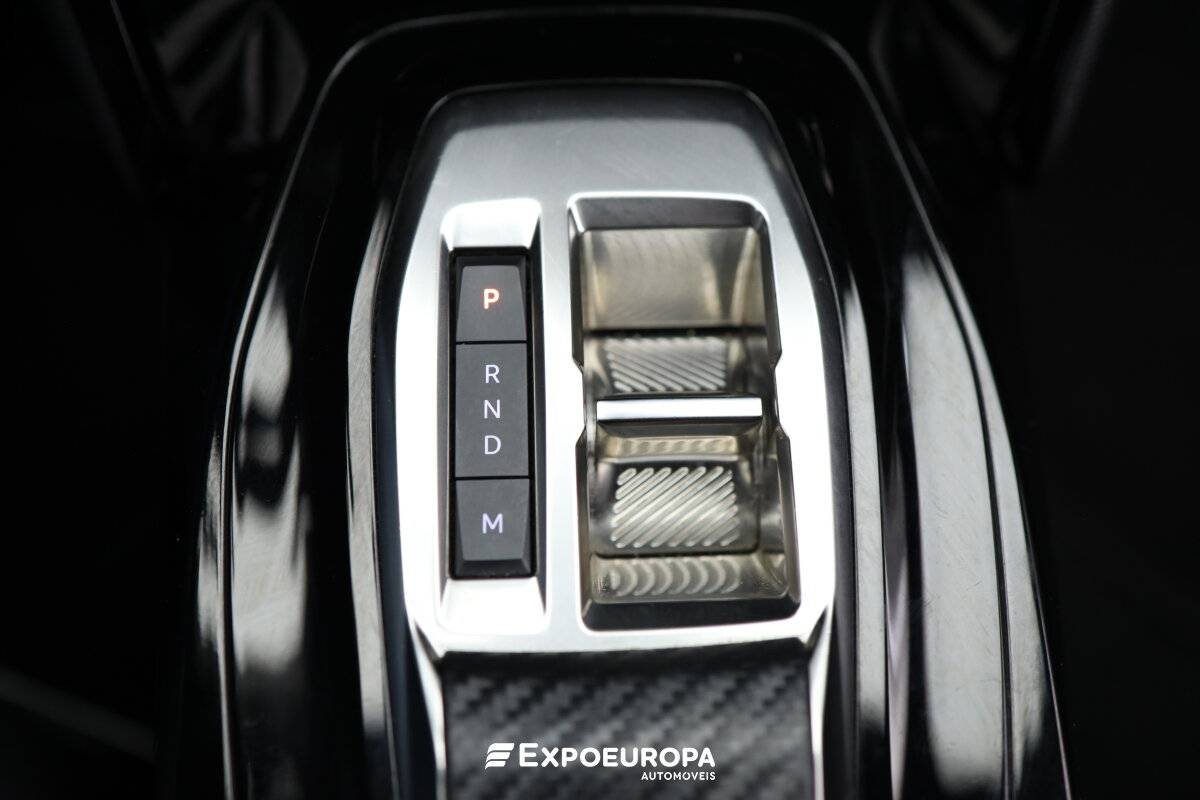 peugeot-2008-2024-gasolina-1199cc