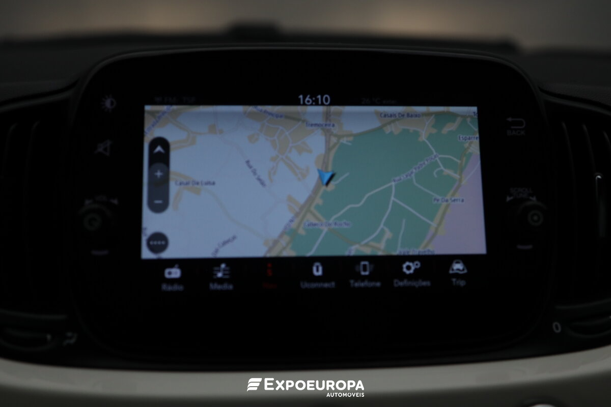 fiat-500-2024-hibrido-a-gasolina-999cc