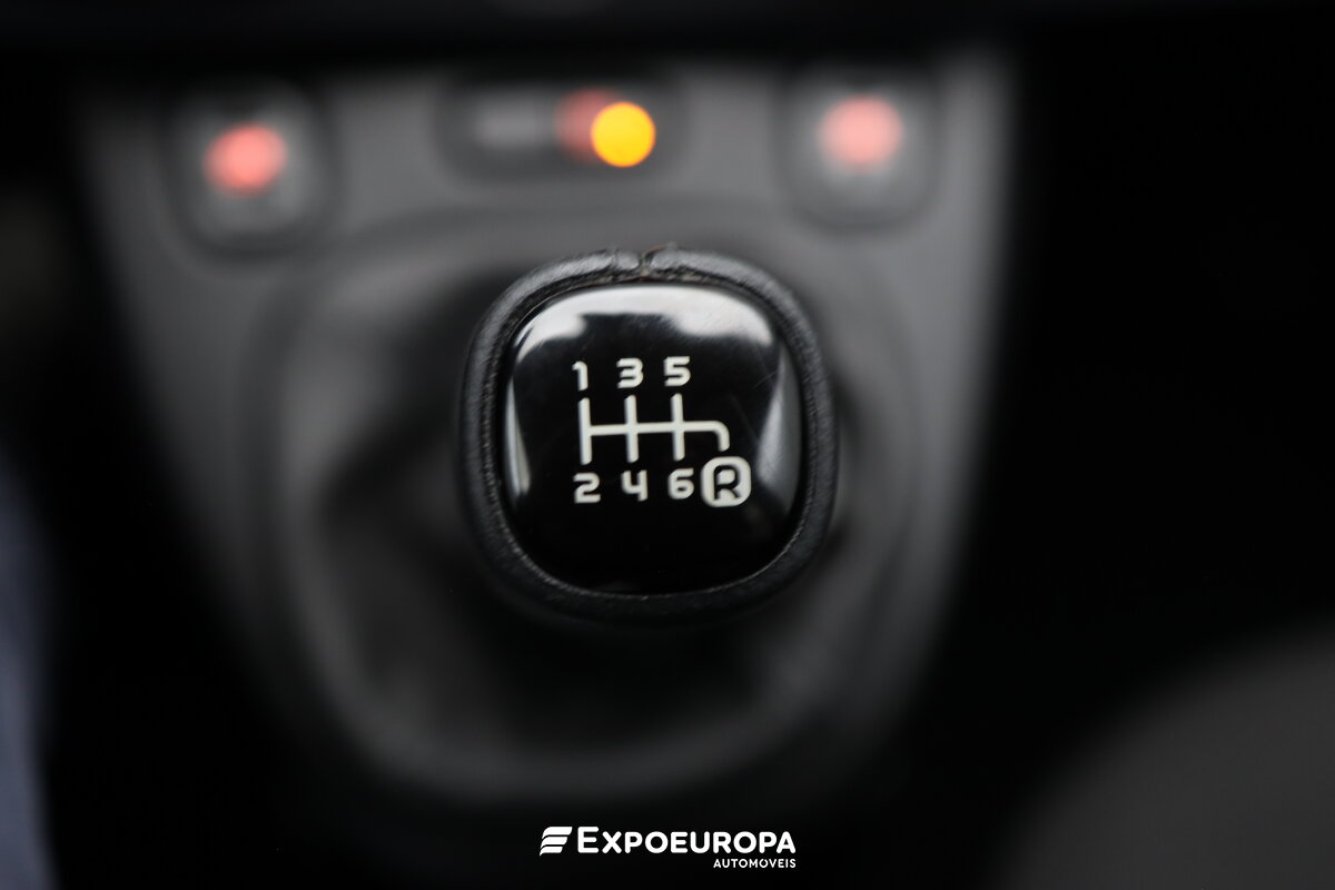 fiat-panda-2022-hibrido-a-gasolina-999cc