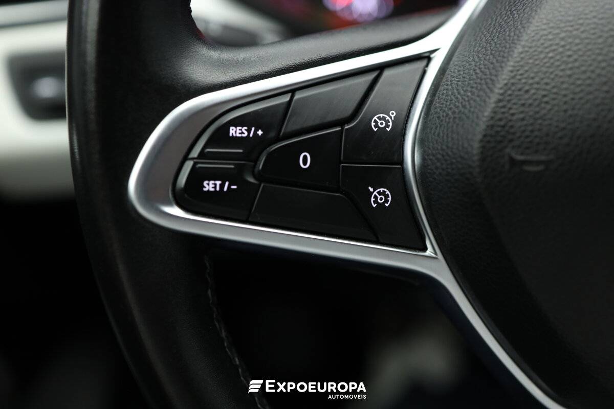 renault-clio-2023-gasolina-999cc