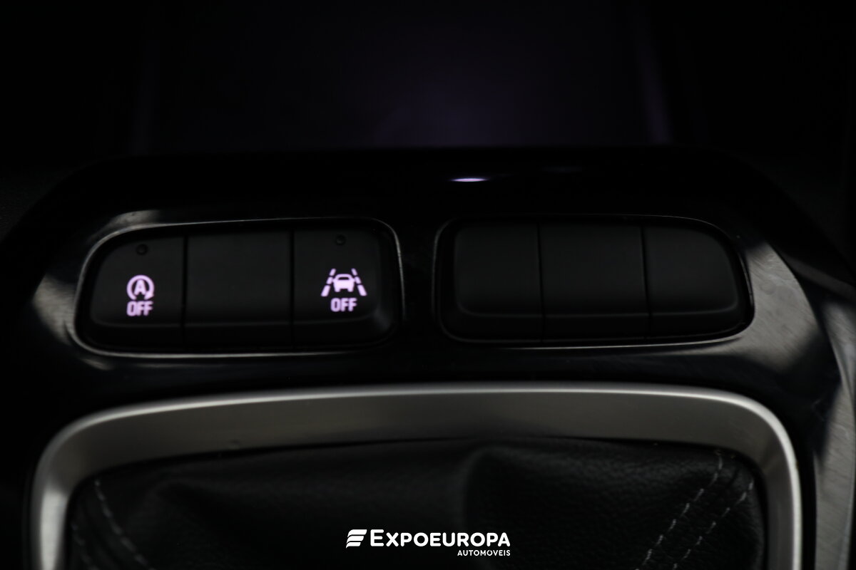 opel-corsa-2025-gasolina-1199cc