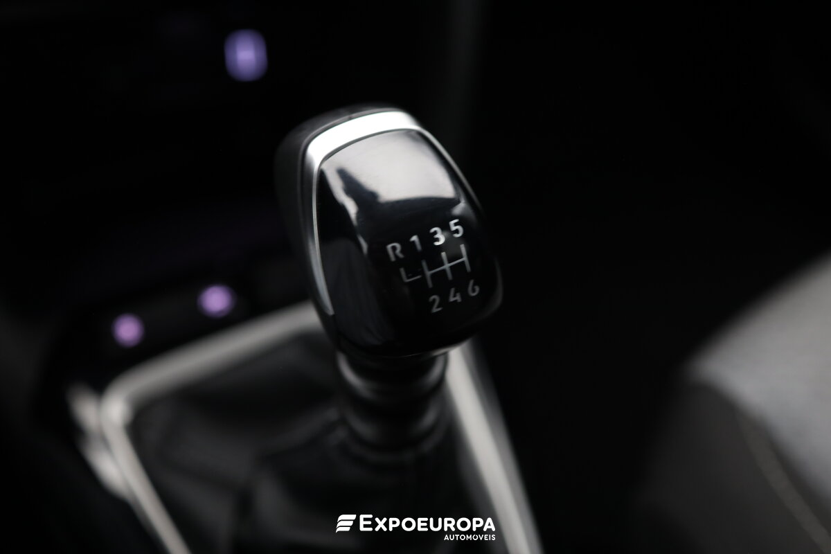 opel-corsa-2025-gasolina-1199cc