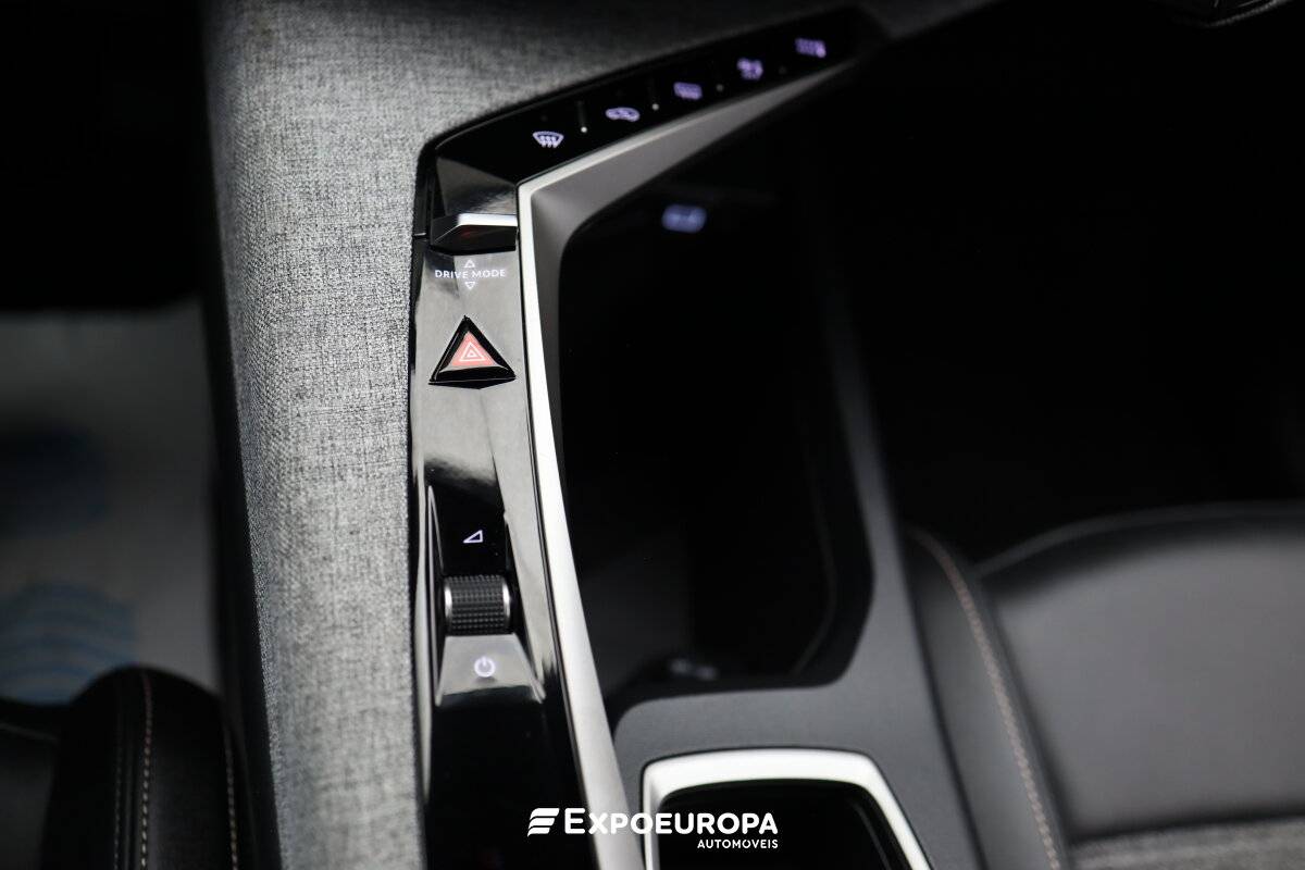 peugeot-3008-2025-hibrido-a-gasolina-1199cc
