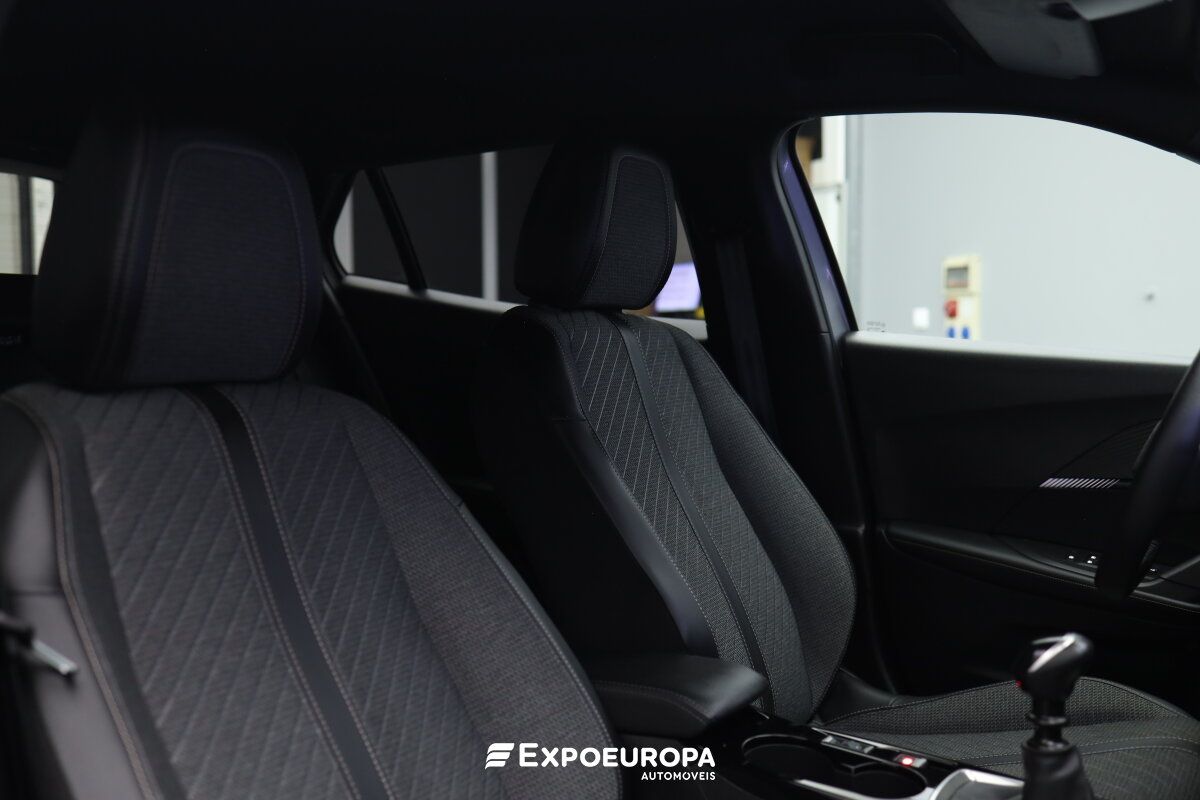 peugeot-2008-2025-gasolina-1199cc