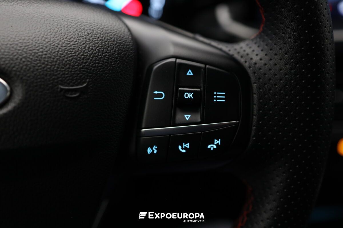 ford-focus-2024-hibrido-a-gasolina-998cc