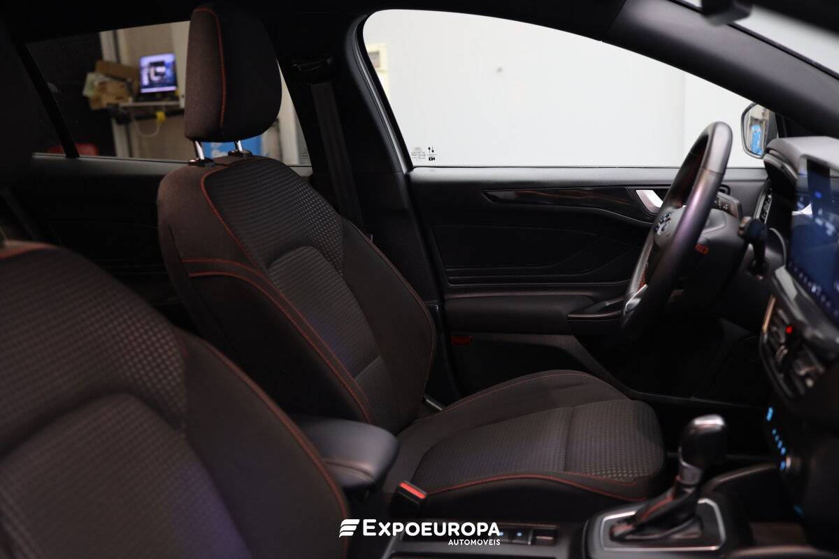 ford-focus-2024-hibrido-a-gasolina-998cc