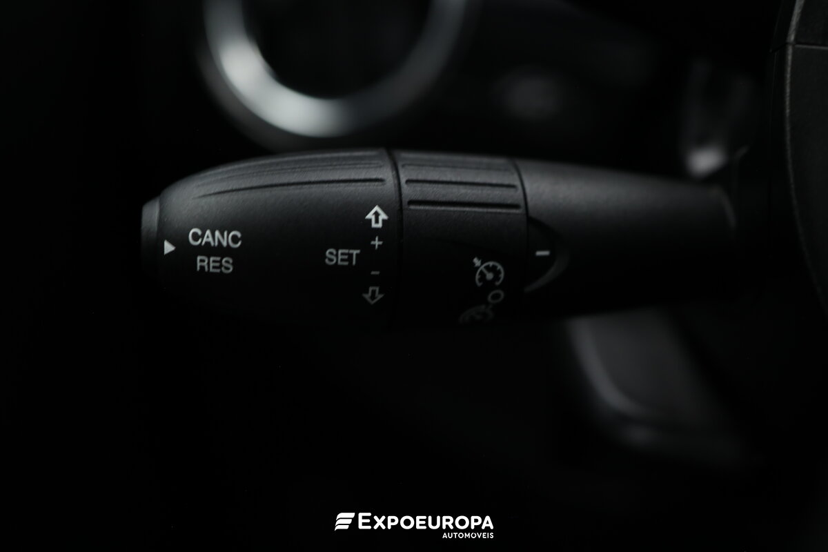 fiat-500-2023-hibrido-a-gasolina-999cc