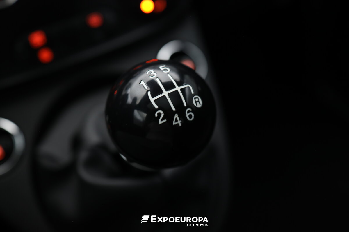 fiat-500-2023-hibrido-a-gasolina-999cc