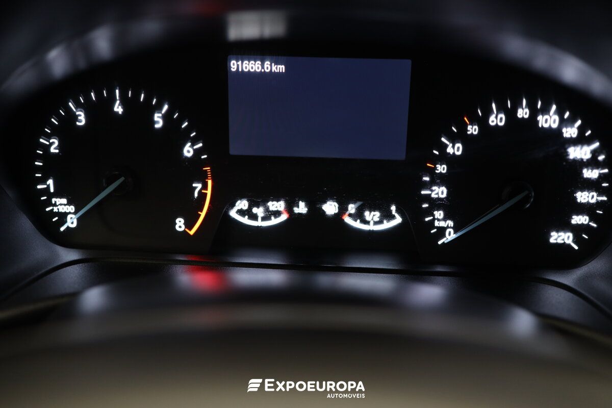 ford-fiesta-2022-gasolina-998cc