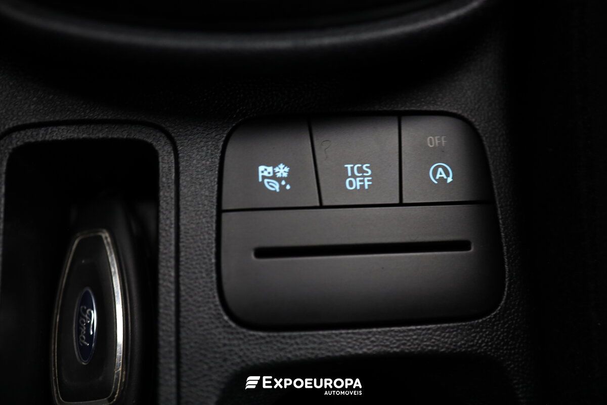 ford-fiesta-2022-gasolina-998cc