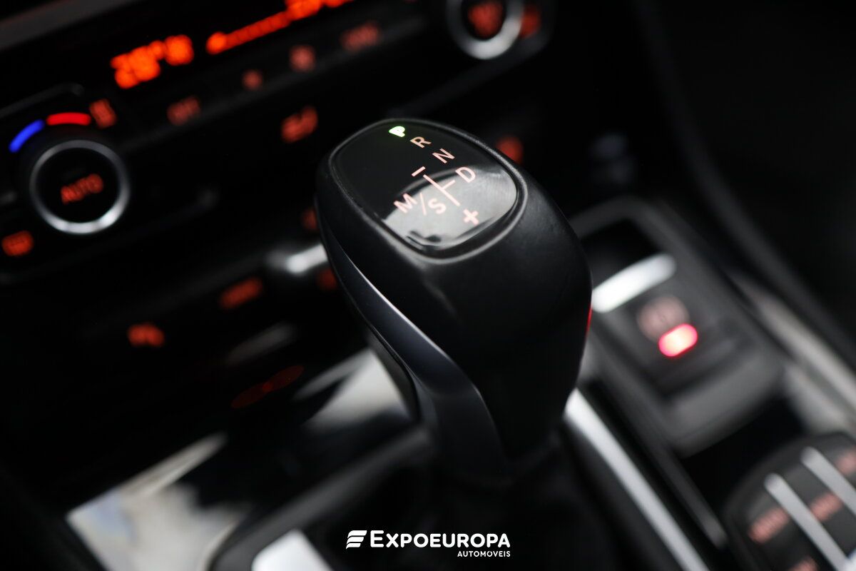 bmw-serie-2-2021-hibrido-a-gasolina-1499cc