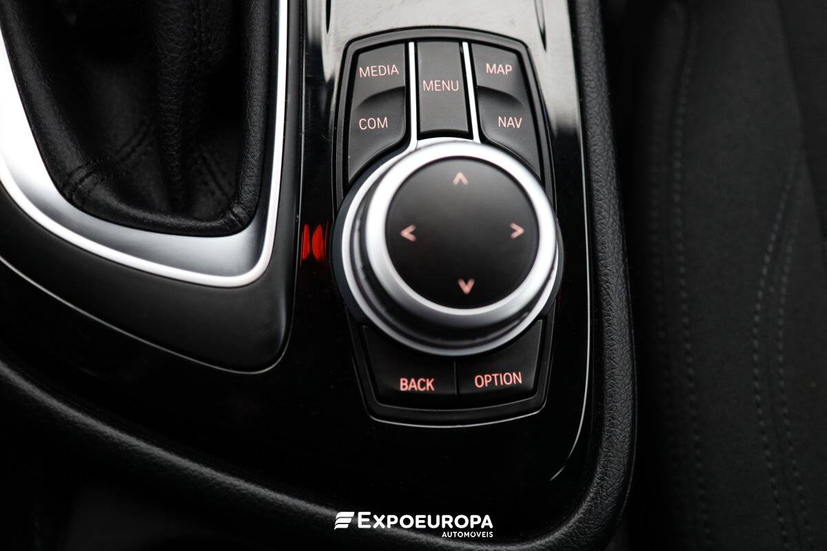 bmw-serie-2-2021-hibrido-a-gasolina-1499cc