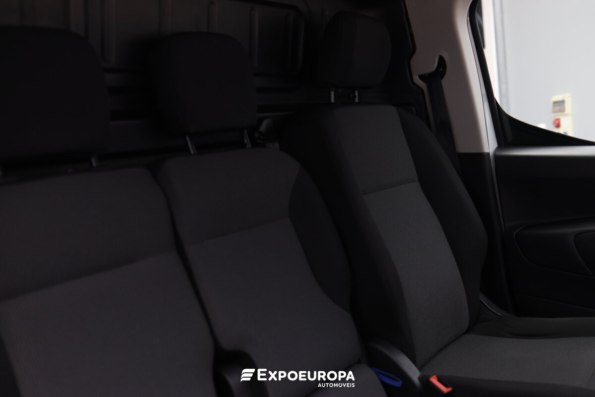 fiat-doblo-2023-diesel-1499cc