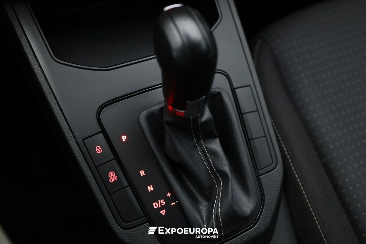 seat-ibiza-2024-gasolina-999cc