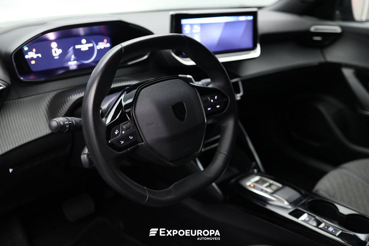 peugeot-2008-2024-gasolina-1199cc