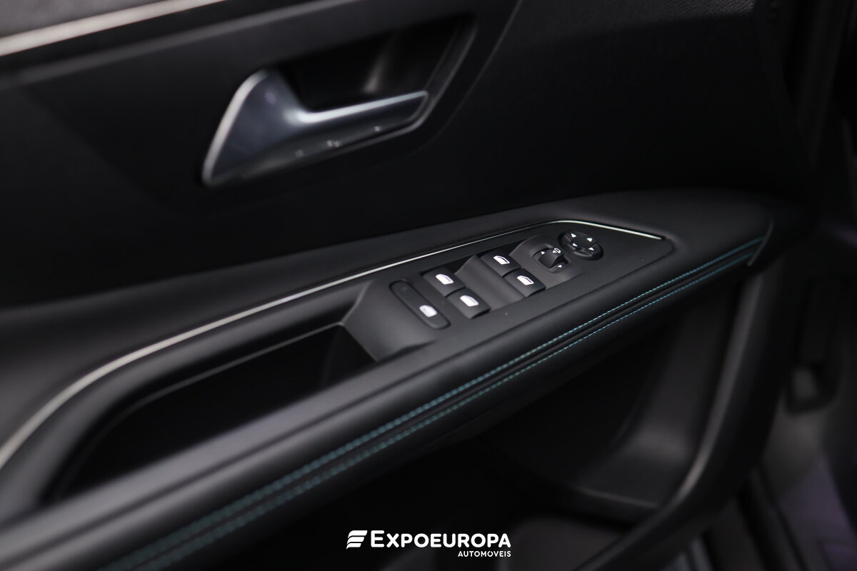 peugeot-3008-2021-hibrido-a-gasolina-1598cc